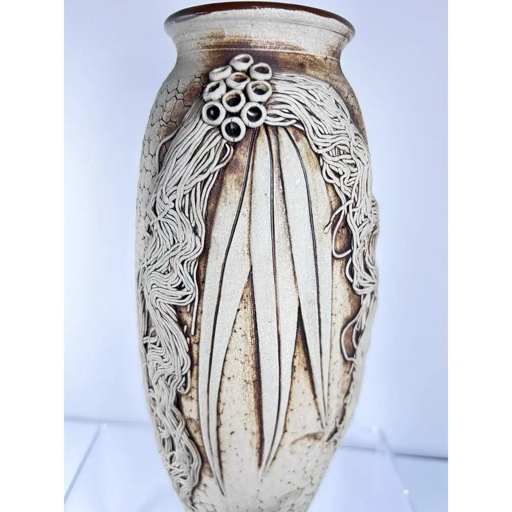 Wartook Pottery Australia Vase Gum Leaf Design Hand Crafted 9" Vintage Primitive - Picture 2 of 8